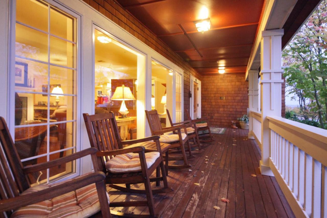 Saratoga Inn Langley Ngoại thất bức ảnh