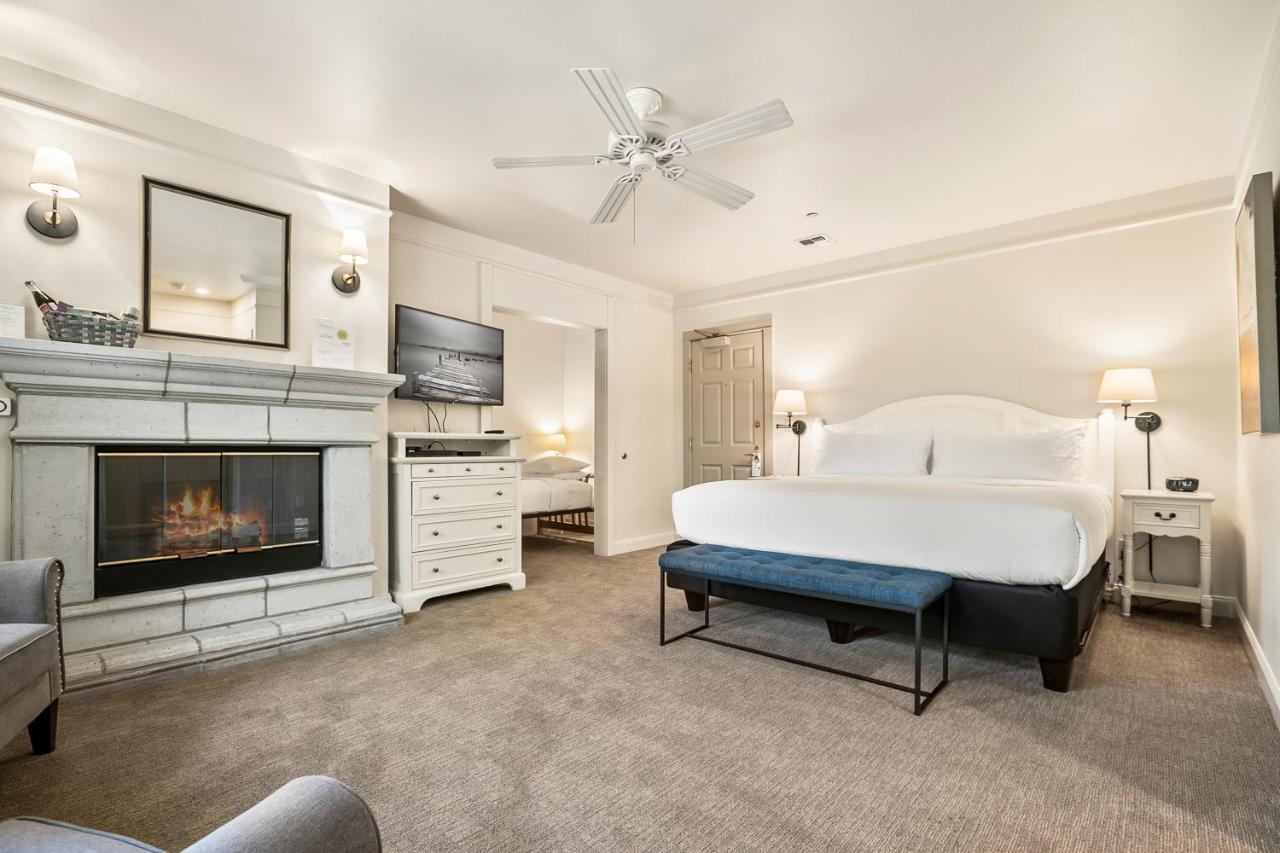 Saratoga Inn Langley Ngoại thất bức ảnh