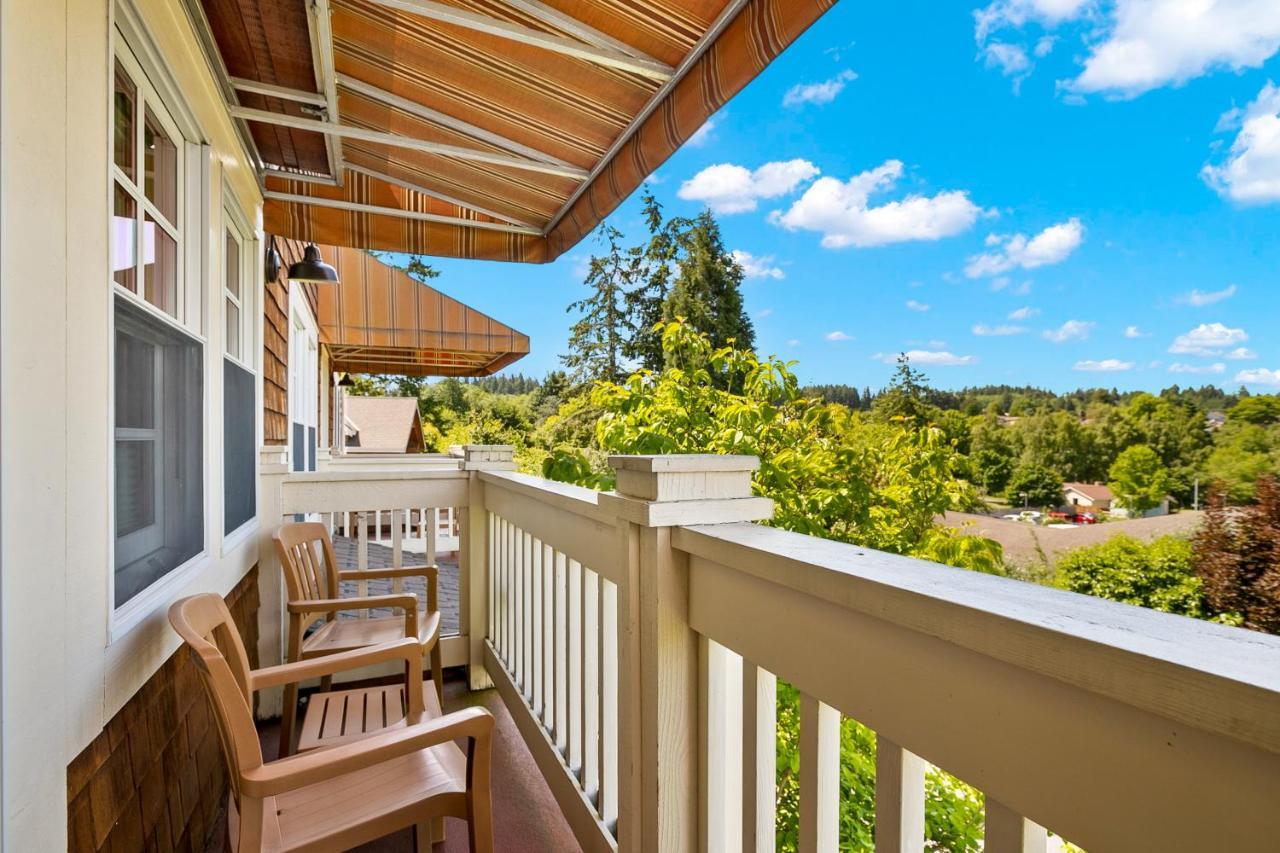 Saratoga Inn Langley Ngoại thất bức ảnh