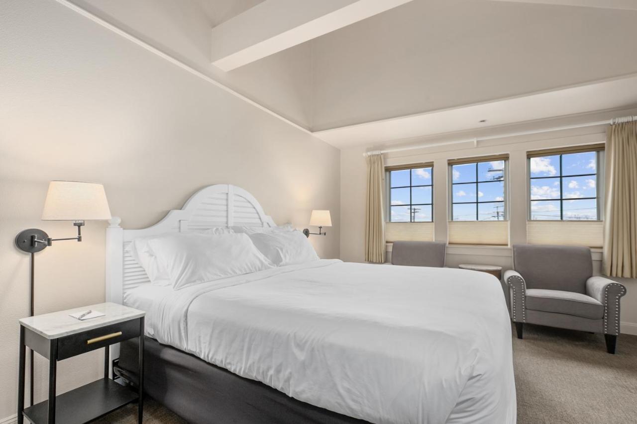 Saratoga Inn Langley Ngoại thất bức ảnh