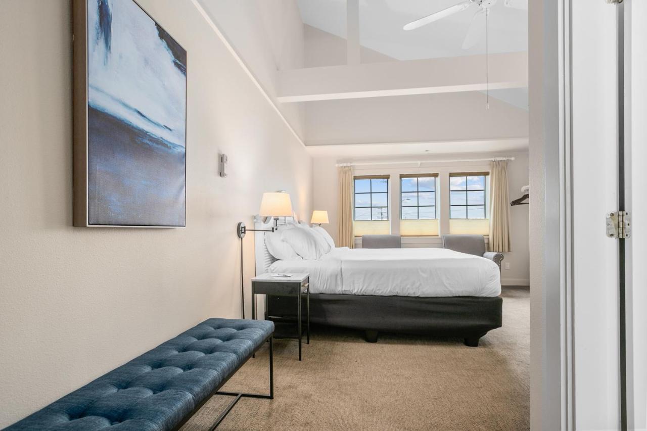 Saratoga Inn Langley Ngoại thất bức ảnh
